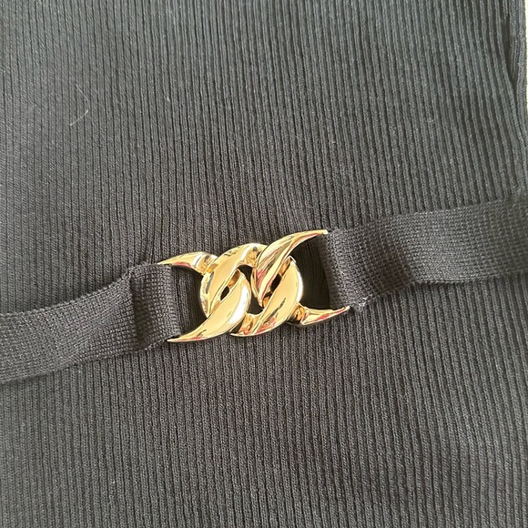 NWOT RIVER ISLAND RIBBED BACKLESS TOP WITH GOLD BUCKLE DETAIL - Picture 9 of 9